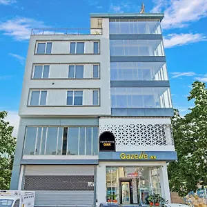 Super Townhouse Geetanjali 4*, Gurgaon India