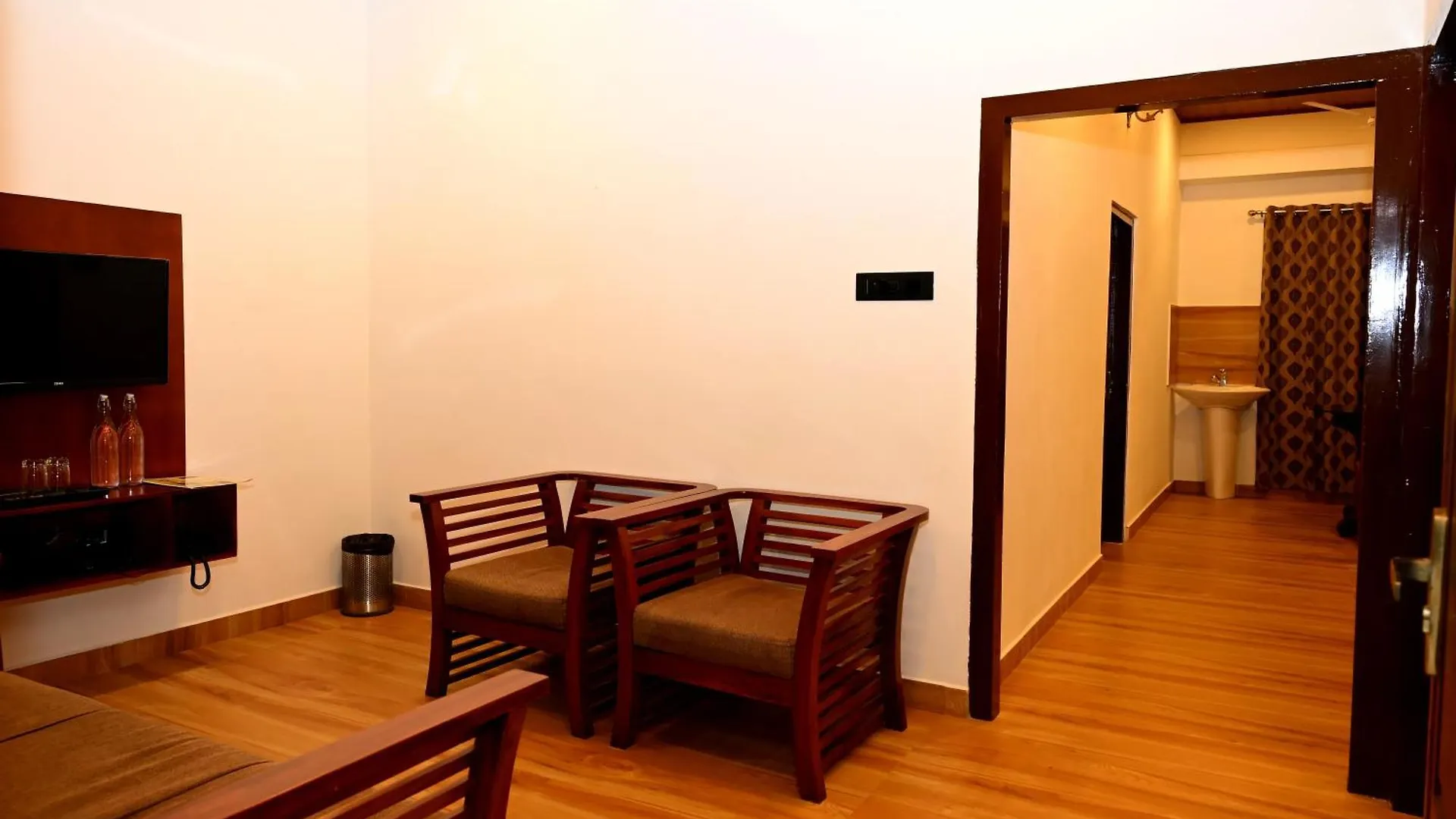 Spring Muunnar, Munnar Hotel 4*,  India